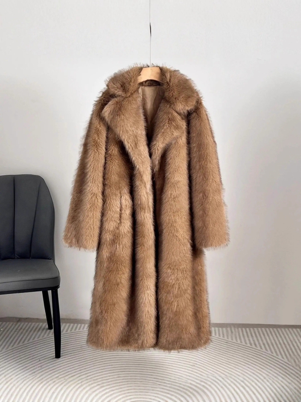 Palton lung din blană artificială pentru femei, guler stil costum, lungime 80–100 cm, colecția Toamnă 2025, mâneci lungi