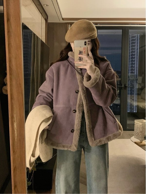 Női dzseki galléros, egysoros, hosszú ujjú, lazább fazon, szőrrel integrált