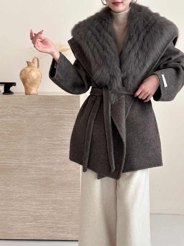 Palton din lână pentru femei, cu guler rever, închidere cu șnur în față, mâneci căzute, lungime medie, croială lejeră