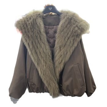 Ženska parka jakna od lisje dlake, s krznom ovratnikom, jesen 2025, urbani street style