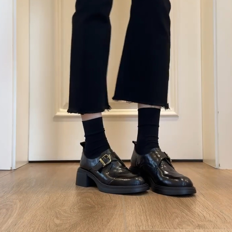 Ženske kožne cipele – okrugli vrh, dubok otvor, britanski stil, gumena potplata, srednji pet