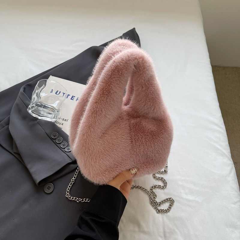 Geantă de umăr din pluș, tip bucket, închidere cu șnur, buzunar interior cu fermoar tip sandviș, căptușeală din poliester și bumbac, curea de umăr unică, stil stradal