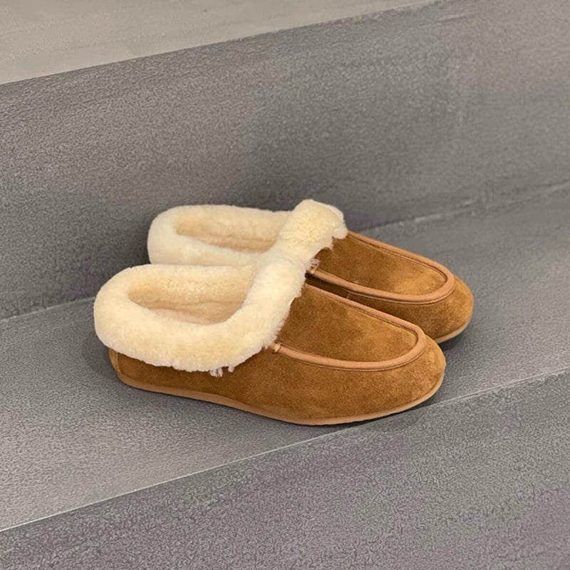 Loafers cu vârf drept, din pluș sintetic, căptușite cu lână artificială, talpă din cauciuc, toc plat redus