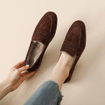 Loafers de damă cu căptușeală din pluș — partea superioară din superfibră, talpă din cauciuc, toc mic