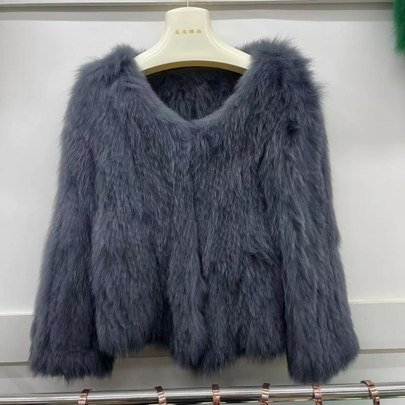 Palton scurt din blană de vulpe, cu două straturi, croială Slim-Fit, decolteu în V