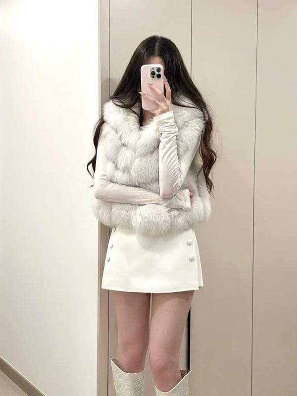 Női műnyúl szőrme mellény kapucnival, ujjtalan, öko-barát szőrme, téli 2024