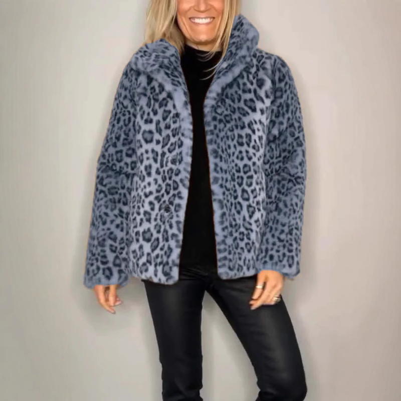 Ženski vuneni kaput s leopard uzorkom, rever, zatvara se s dva gumba, kratkog kroja, jesen 2024