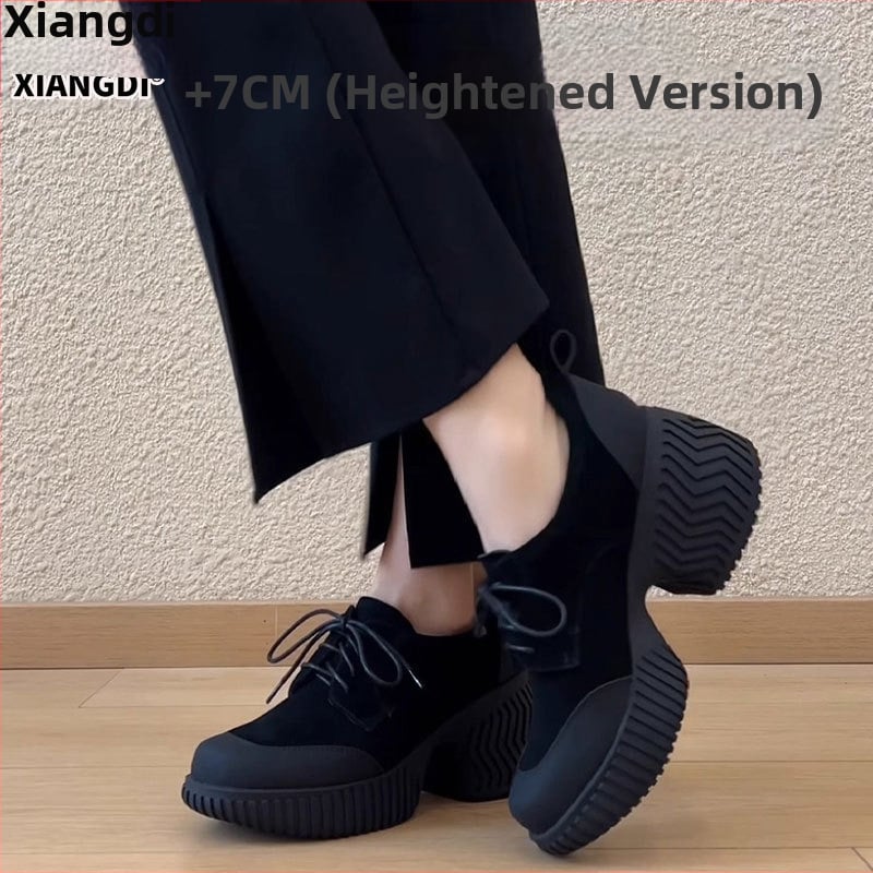 Лоуфъри с кравешка кожа, агнешка подплата, 6–8 см височинен ток, гумена подметка