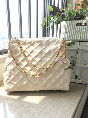 FLEMING TOTE kott lambanahast ärireiside jaoks, horisontaalne ruudukujuline kuju, kanvas vooder, sisemine ID tasku ja tõmblukuga tasku