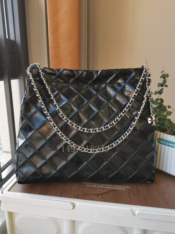 FLEMING TOTE kott lambanahast ärireiside jaoks, horisontaalne ruudukujuline kuju, kanvas vooder, sisemine ID tasku ja tõmblukuga tasku