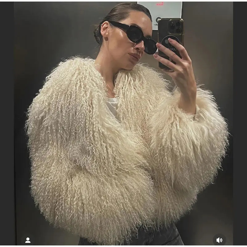 Ženski kaput od umjetnog krzna, okrugli ovratnik, dugi rukavi, kratka dužina, gradski stil, jesen 2024