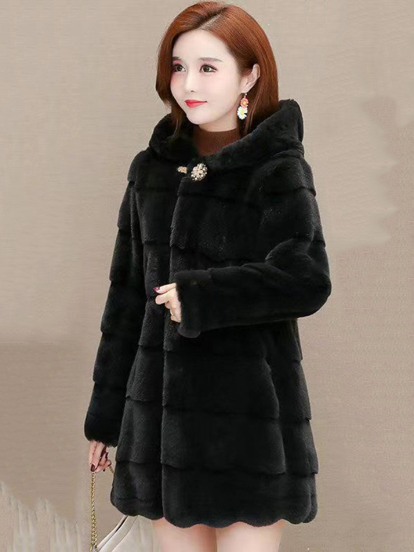 Дамско палто от изкуствена норка, средна дължина, качулка, екологично чист плат; основен материал: акрилни влакна (50–70%), вторичен: памук (<30%)