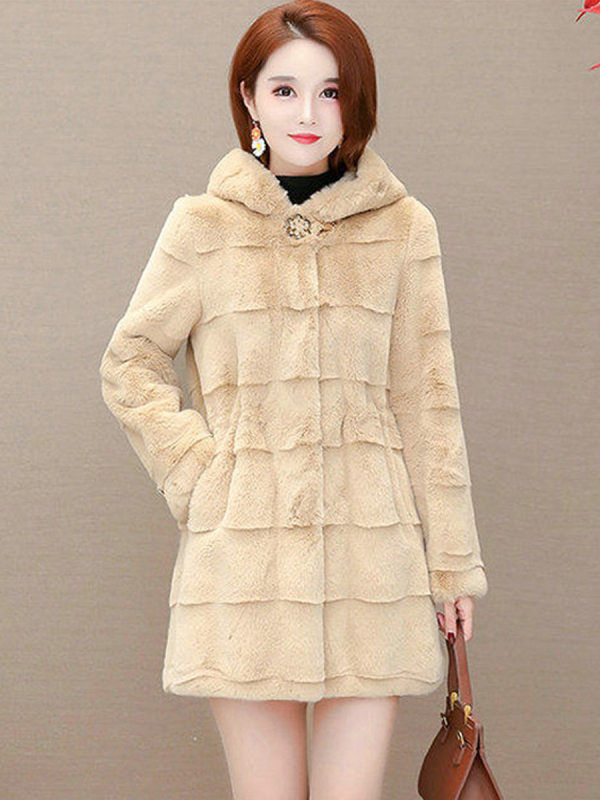 Дамско палто от изкуствена норка, средна дължина, качулка, екологично чист плат; основен материал: акрилни влакна (50–70%), вторичен: памук (<30%)