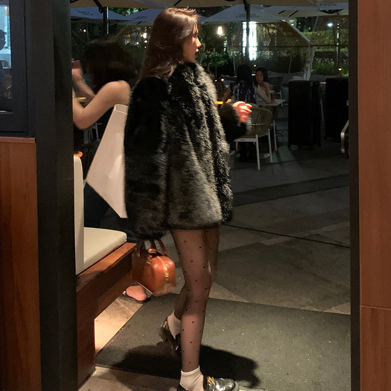 Hongyu palton din blană artificială pentru femei, cu guler polo și mâneci în stil prințesă, iarnă 2024