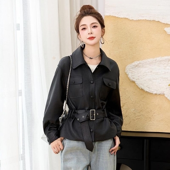 Palton PU cu model 3D, croială în formă de A, guler polo, primăvara 2025