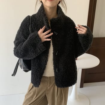 Ženski kaput od shearling ovčje vune, korejskog stila, zima 2025, kratka duljina, stojeći ovratnik