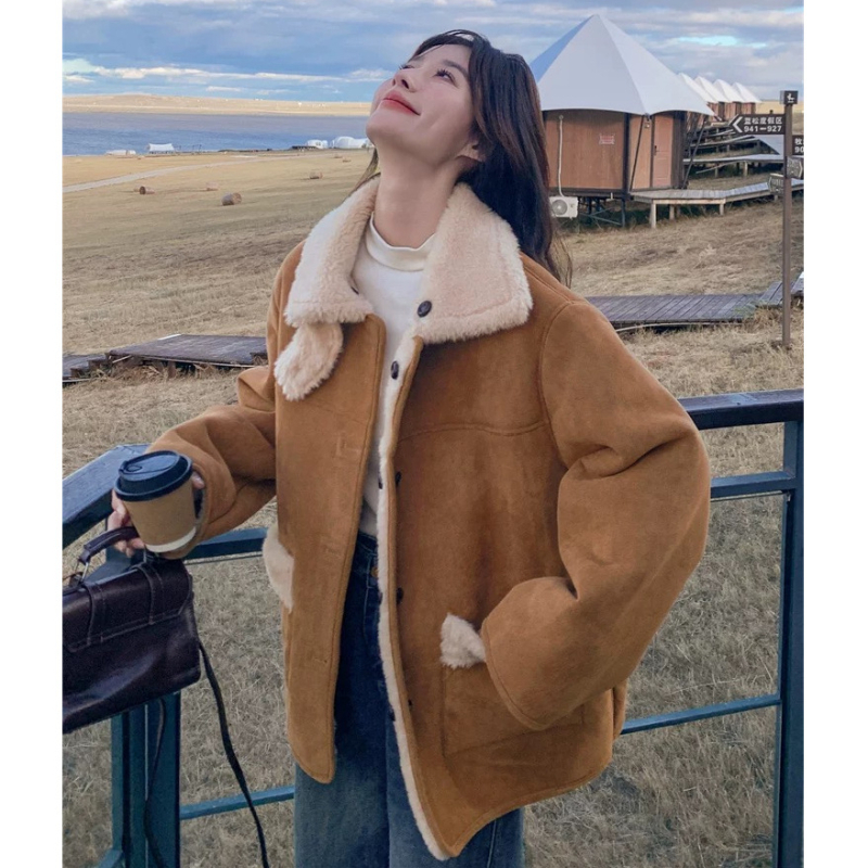 Sacou dama din poliester, stil coreean casual, croială lejeră, mâneci lungi, guler, închidere cu nasturi pe un rând, iarna 2025