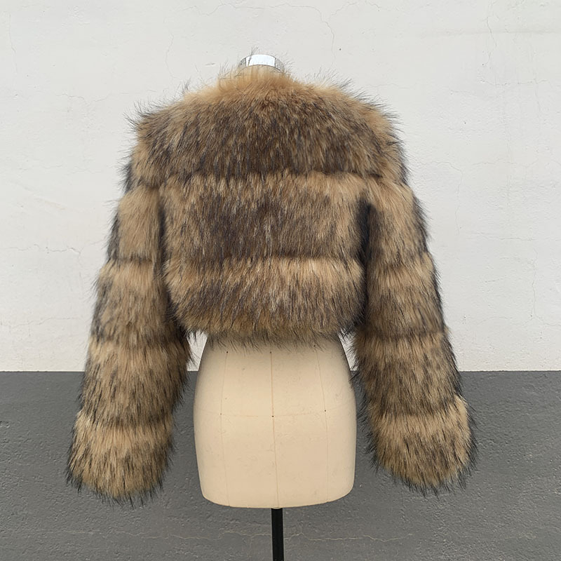Ženski kaput od umjetnog krzna, kratka duljina, okrugli ovratnik, dugi rukavi, gradski stil