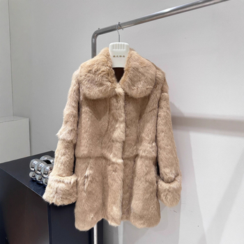 Női nyúlszőr kabát hosszú ujjú, négyszögletes gallérral, középhosszú, valódi szőrme