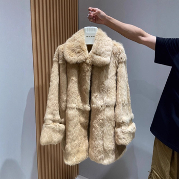 Női nyúlszőr kabát hosszú ujjú, négyszögletes gallérral, középhosszú, valódi szőrme