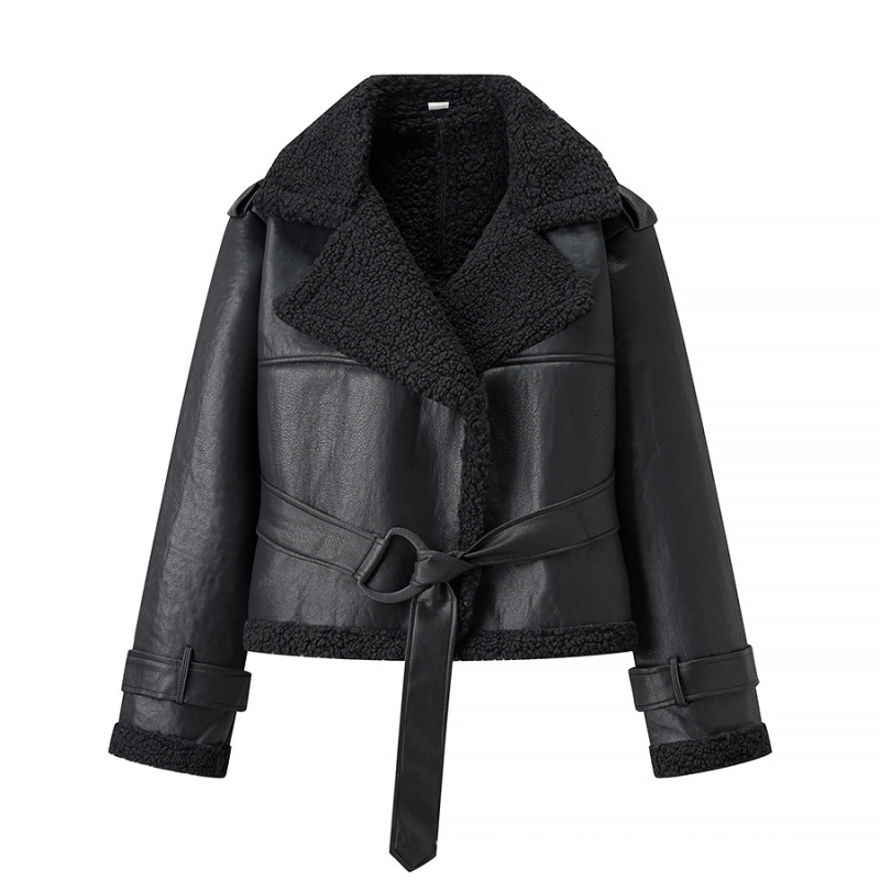 Jakna s reverom, kopčanje uz vezicu, slobodan kroj, poliester 90–95%, gradski stil