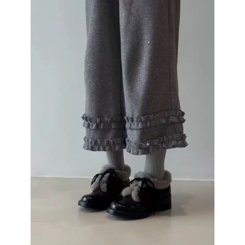 Дамски мокасини с връзки – кръгла носка, ретро стил, горна част от телешка кожа, подплата от вълнен смес, стелка от овча кожа, подметка гума, среден ток 3–5 cm, зимно/есенно