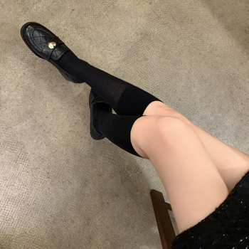 Дамски кожени лоуфъри с кръгъл нос, дебел ток 3-5 cm, горнище от телешка кожа, стелка от козья кожа, гумирана подметка, нисък връх — есен 2024 премиера