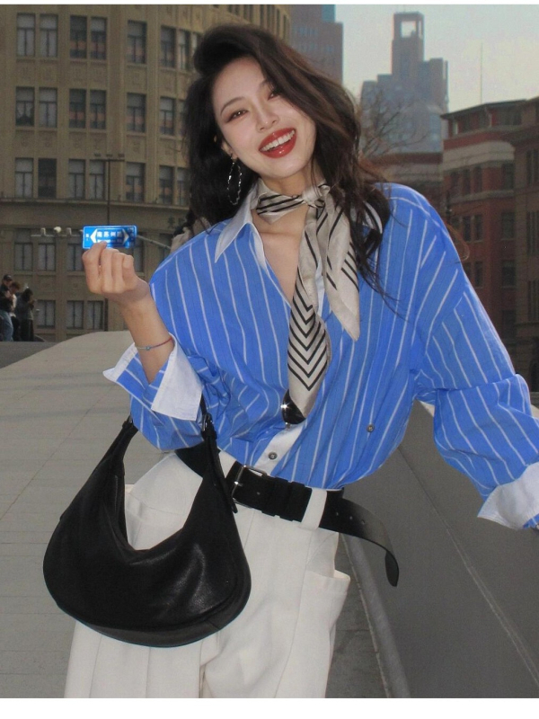 Crossbody τσάντα από Vegetable-tanned γνήσιο δέρμα, dumpling σχήματος, φερμουάρ, εσωτερική θήκη τηλεφώνου, βαμβακερή επένδυση