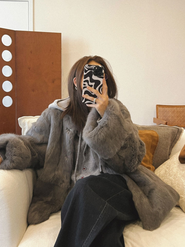 Jakna od zajčje kože, casual japansko-korejski stil, dugi rukavi, duljina 65–80 cm