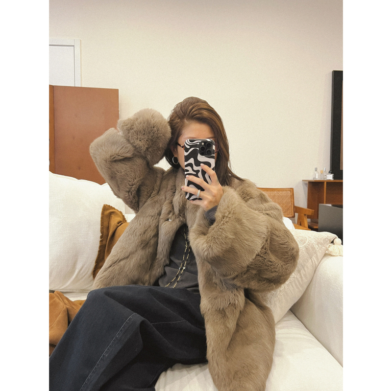 Jakna od zajčje kože, casual japansko-korejski stil, dugi rukavi, duljina 65–80 cm