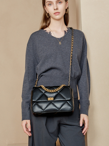 Ženska kožna torbica s lancem, dijamantno šivanje, urbani minimalistički stil, zaključavanje, unutarnji pretinci: džep s zipom, džep za mobitel, džep za dokumente (marka Kizit/kaiziting)