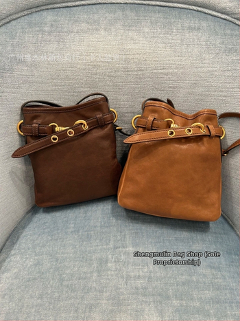 Чанта през рамо от естествена кожа с платнена подплата, вертикално квадратна форма, crossbody стил, джоб за мобилен телефон