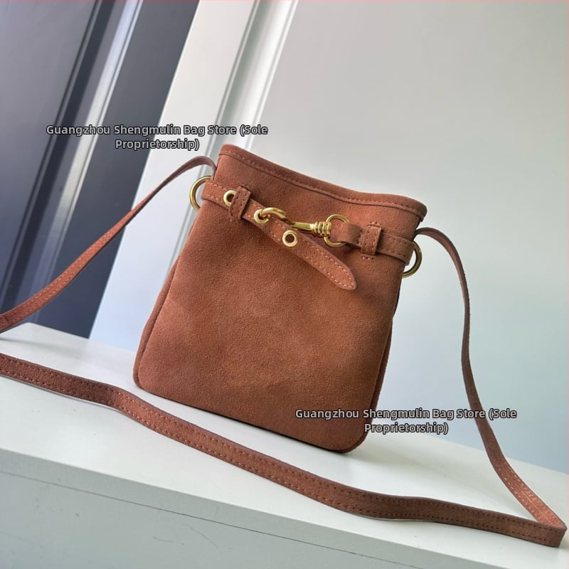 Чанта през рамо от естествена кожа с платнена подплата, вертикално квадратна форма, crossbody стил, джоб за мобилен телефон