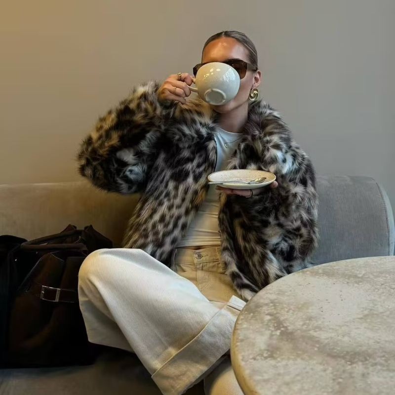 Ženska jakna s leopardim printom umjetnog krzna, rever, dugi rukavi, jesen 2025