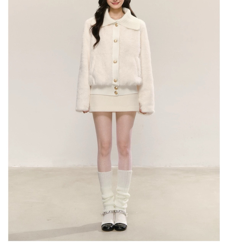 Női poliészter kabát mesterszőrme gallérral, gallér típusú lapel, kolázs varrás részletek, hosszú ujjak – elegáns városi stílus, őszi 2025