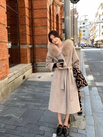 Γυναικείο παλτό tweed με γούνινο γιακά αλεπούς, κουκούλα, μακρύ μήκος πάνω από 100 εκ, παχύ μαλλί