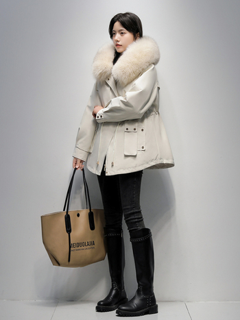 Női rókaszőrme parka Rex nyúl szőrmével bélelt, kapucnival, hosszú ujjú, közepes hosszúságú, levehető