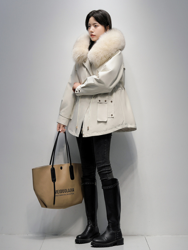 Női rókaszőrme parka Rex nyúl szőrmével bélelt, kapucnival, hosszú ujjú, közepes hosszúságú, levehető