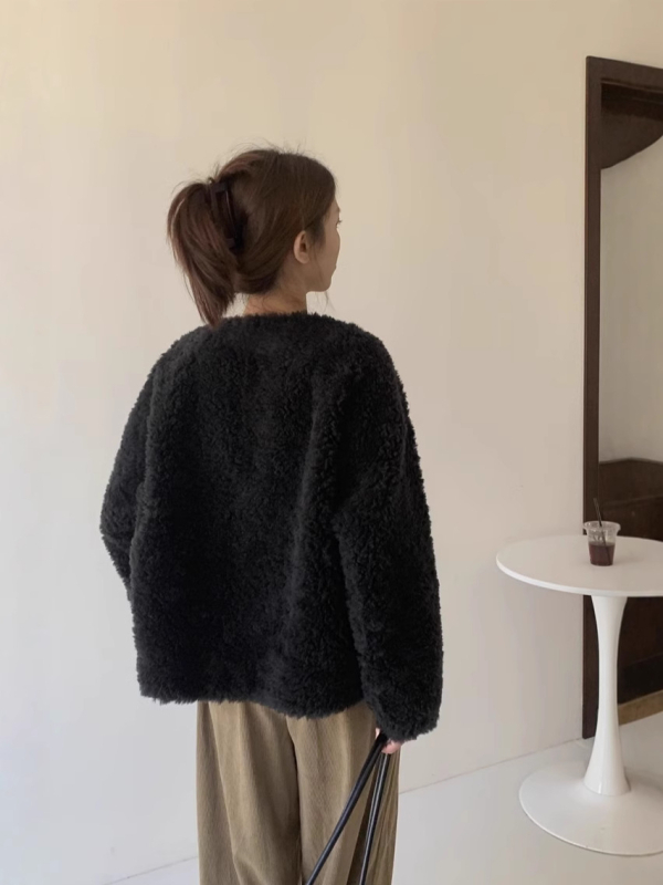 Női prémes kabát, teljes gyapjú anyag, raglán ujjak, kerek nyak, téli 2024 (Shengyi)