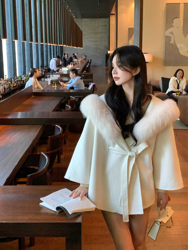 Γυναικεία μάλλινη κάπα με γούνα αλεπούς, κουκούλα, στυλ κάπα, μεσαίο μήκος