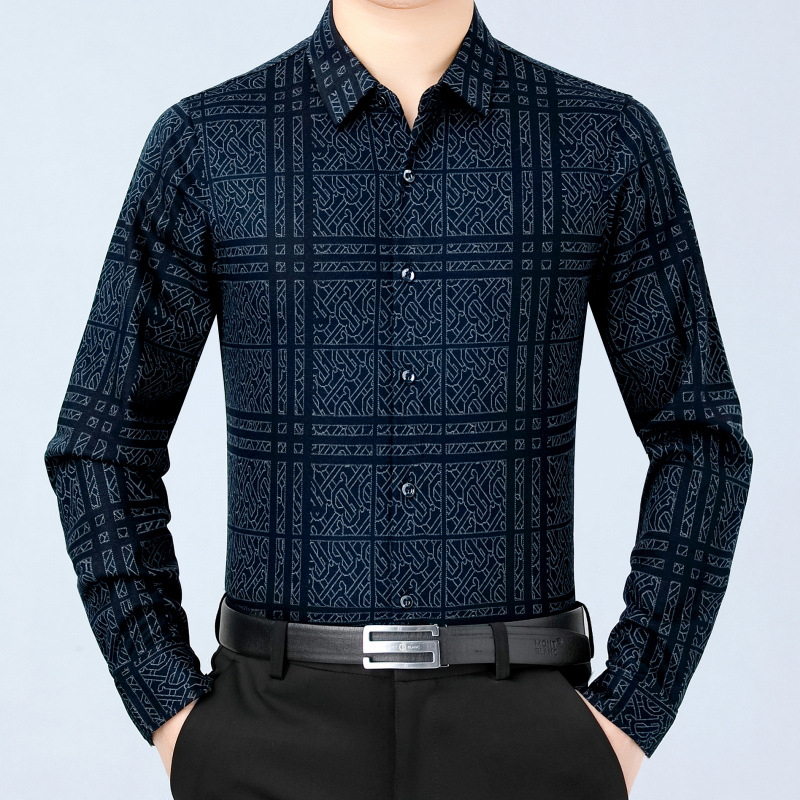 Pánska košeľa z kašmíru s káro vzorom, s golierom s reverom a dlhými rukávmi