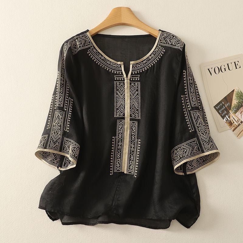 Blúz Tencel-kender anyagból, laza fazon, középméretű ujjak, kerek nyakú, standard hossz 50–65 cm