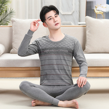 Férfiak számára készült pamut őszi melegítő készlet – kapucnis felső, hosszú ujjú, fél-turtleneck gallér, egy rétegű, 201–250 g/m²