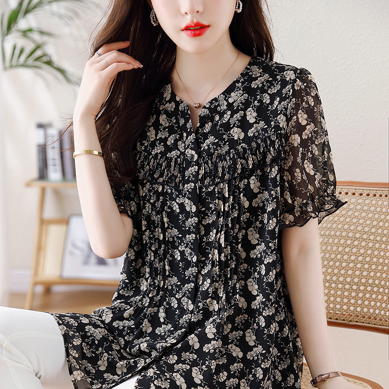 Šifoonist top V-kaelusega, vaba lõige, 3/4 varrukad, keskmise pikkusega