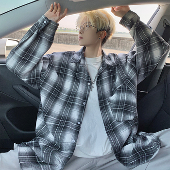 Japán stílusú kockásing álló gallérral, hosszú ujjú, laza szabású