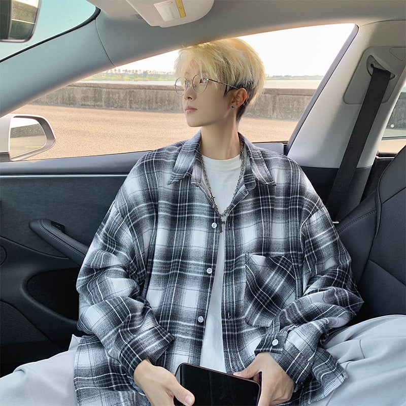 Japán stílusú kockásing álló gallérral, hosszú ujjú, laza szabású