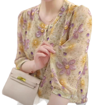 Ženska šifon bluza u zlatnoj boji, lagani luksuz, ljetni top, mršav i elegantan izgled