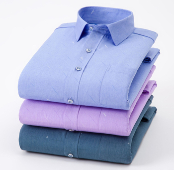 Ανδρικό πουκάμισο με φλίς επένδυση, βαμβακερό ύφασμα, τετράγωνος γιακάς, μακριά μανίκια, λεπτομέρειες τσεπών