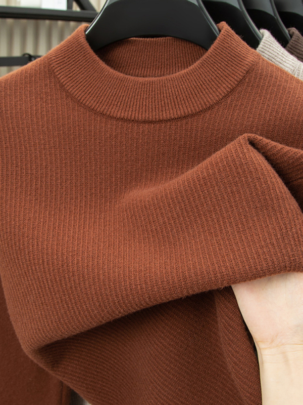 Muški pulover od 100% vune, debeli, polu-visoki ovratnik, dugi rukavi, labavog kroja