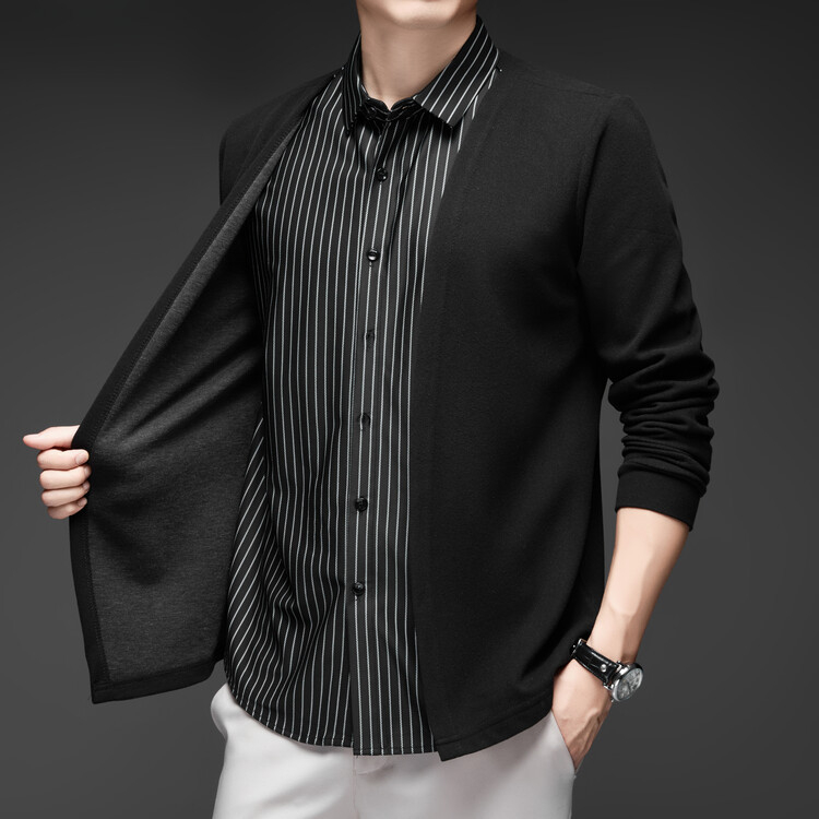 Cardigan tricotat cu guler rever, croială lejeră, mâneci lungi (Poliester 96,8% + Spandex 3,2%; respirabil; spălare la mașină; lansare toamnă 2025)